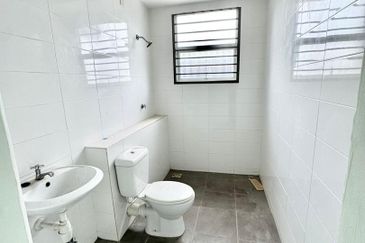 Bangi Avenue 3, Seksyen 7