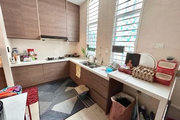 Bangi Avenue 3, Seksyen 7