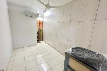 Bangi Avenue 3, Seksyen 7