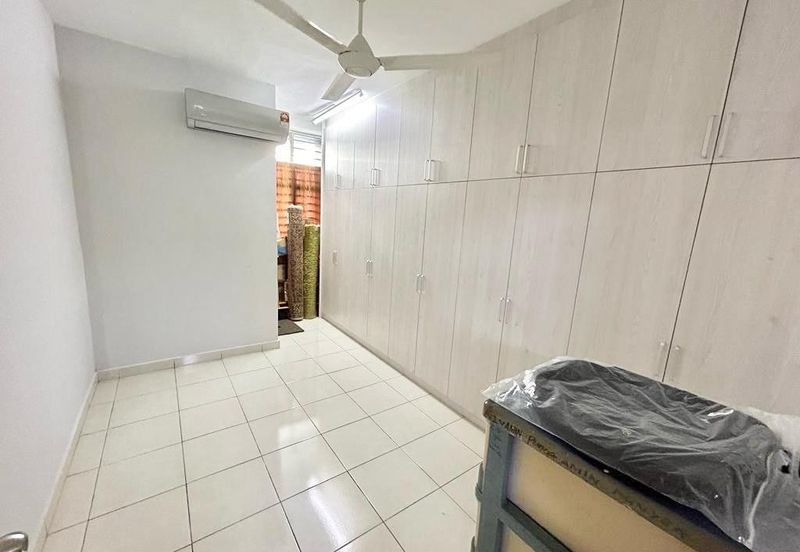 Bangi Avenue 3, Seksyen 7