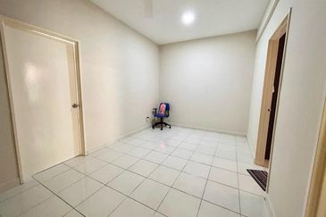 Bangi Avenue 3, Seksyen 7