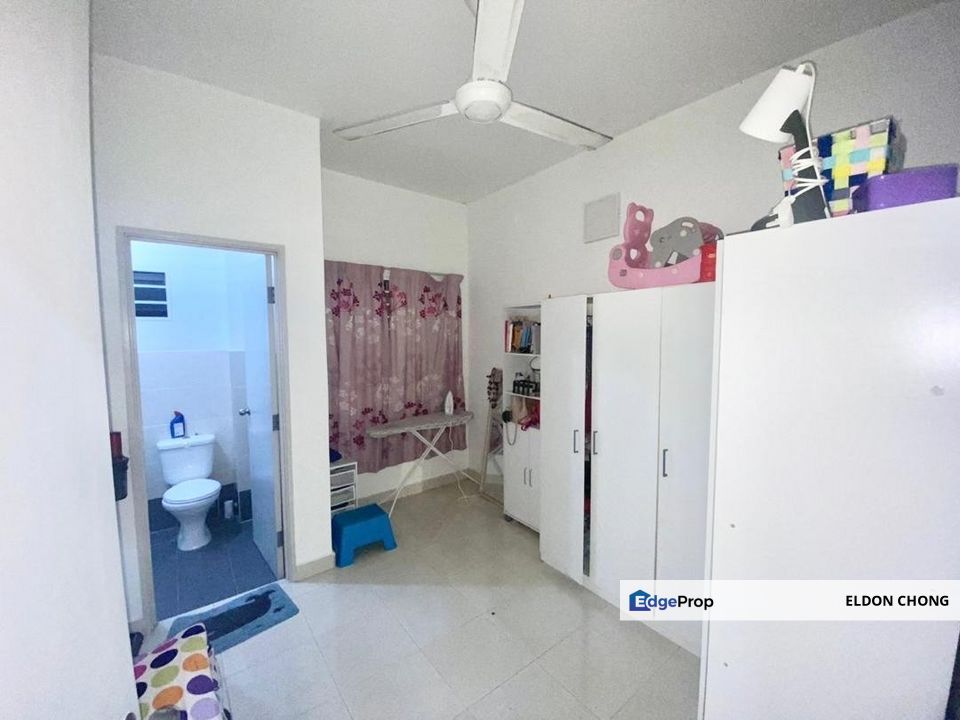 2 Storey Terrace Endlot 20x65 , 4room 3bath , Hillpark 3 Kajang, Selangor, Semenyih