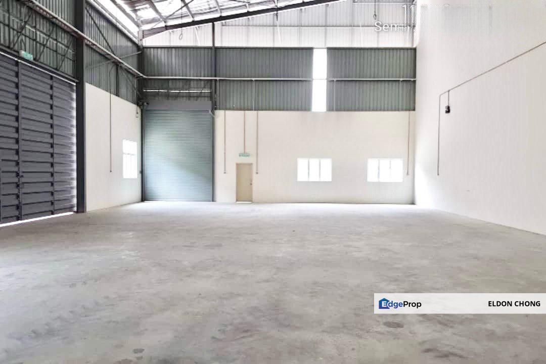 1.5 Storey Semi D Factory ,Kawasan Perindustrian Hitech 7 Semenyih, Selangor, Semenyih