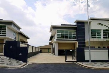 Kawasan Perindustrian Hi Tech 7