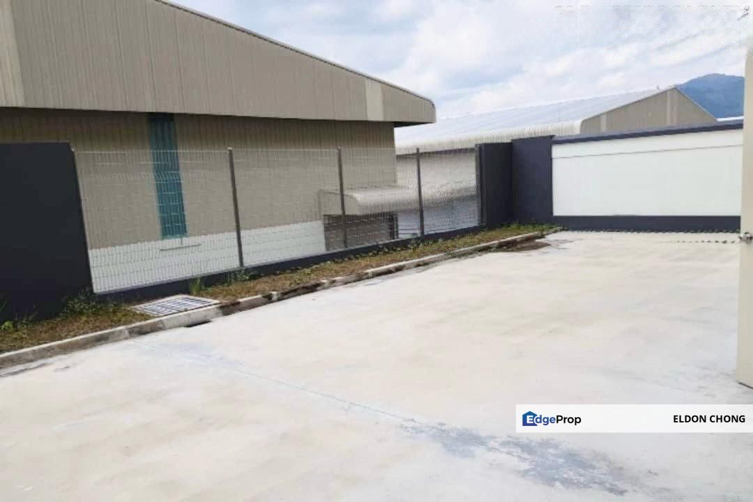 1.5 Storey Semi D Factory ,Kawasan Perindustrian Hitech 7 Semenyih, Selangor, Semenyih