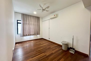 Akira @ 16 Sierra (Sierra 9)