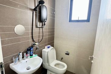 Akira @ 16 Sierra (Sierra 9)