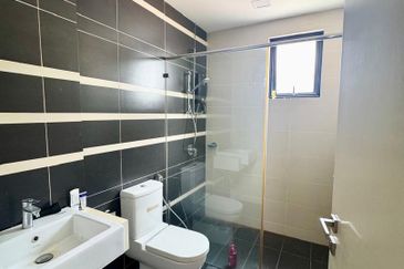 Akira @ 16 Sierra (Sierra 9)