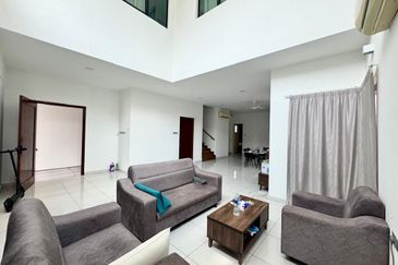 Akira @ 16 Sierra (Sierra 9)