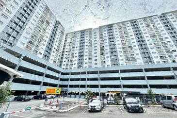 Pangsapuri Puncak Saujana