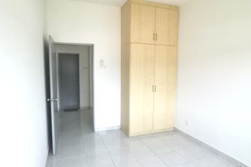 Pangsapuri Puncak Saujana