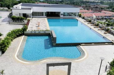 Ascotte Boulevard Condominium