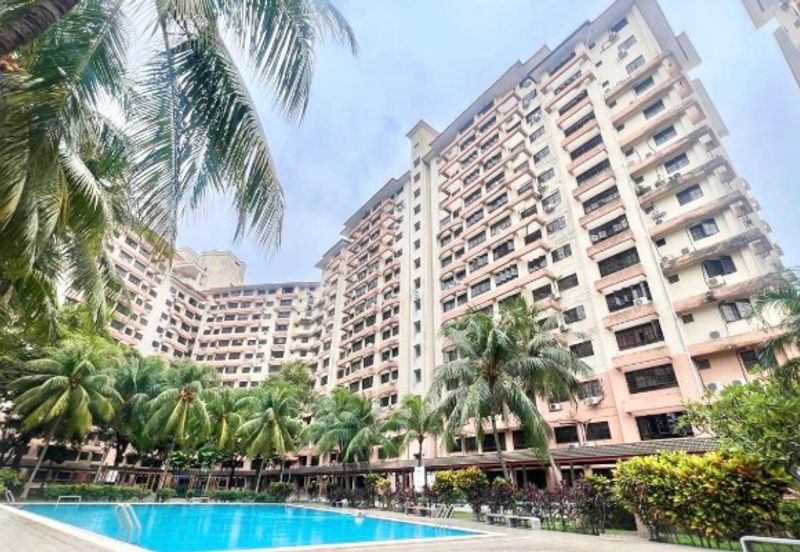 Bayu Tasik Condominium