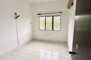 Taman Lembah Maju 600 Apartment