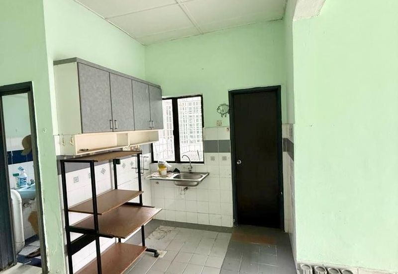 Taman Lembah Maju 600 Apartment