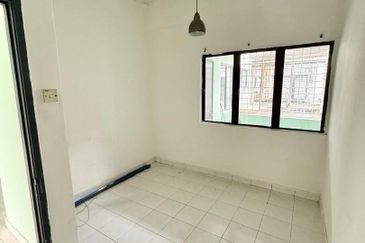 Taman Lembah Maju 600 Apartment