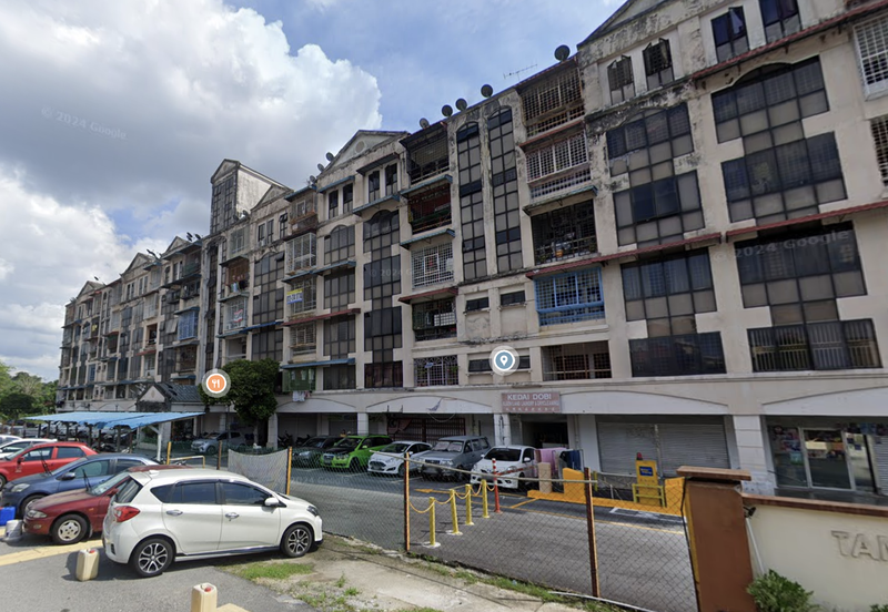 Taman Lembah Maju 600 Apartment
