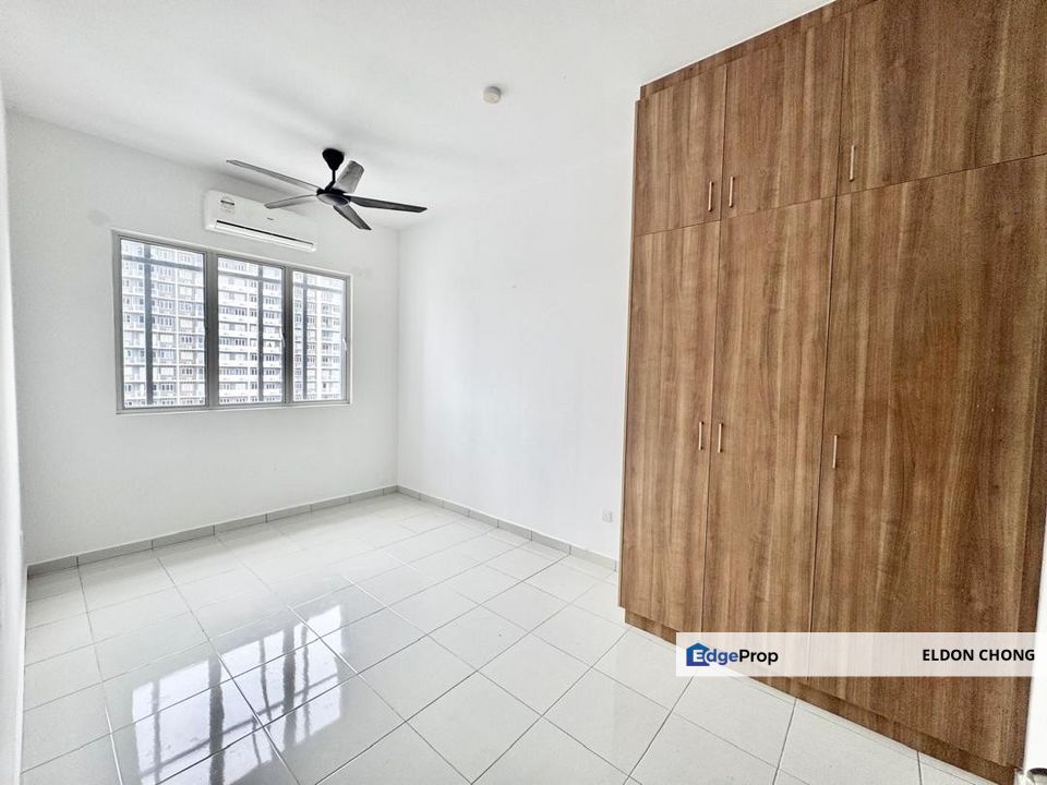 Full Loan , 3rooms 3baths Residensi Adelia 1, Bangi Avenue Seri Putra, Selangor, Bangi