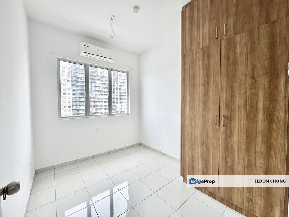 Full Loan , 3rooms 3baths Residensi Adelia 1, Bangi Avenue Seri Putra, Selangor, Bangi