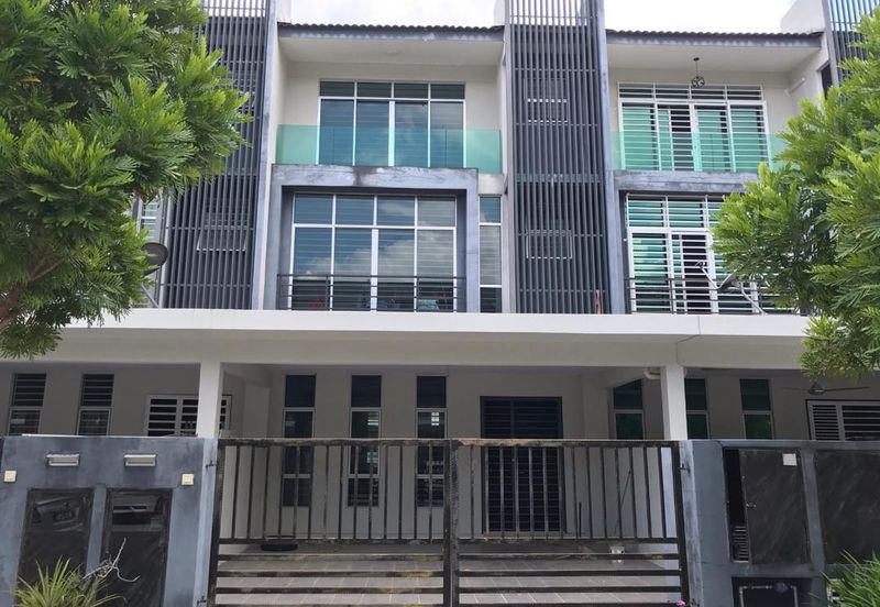 Bangi Avenue 3, Seksyen 7