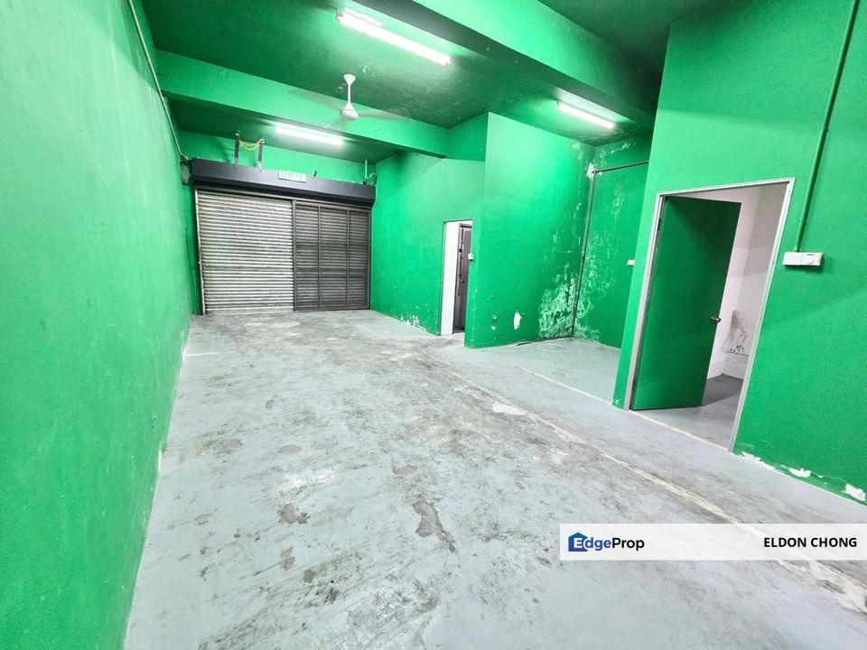 Prime Location, Ground Floor Shoplot Bandar Kajang , Ready Move In , Selangor, Kajang