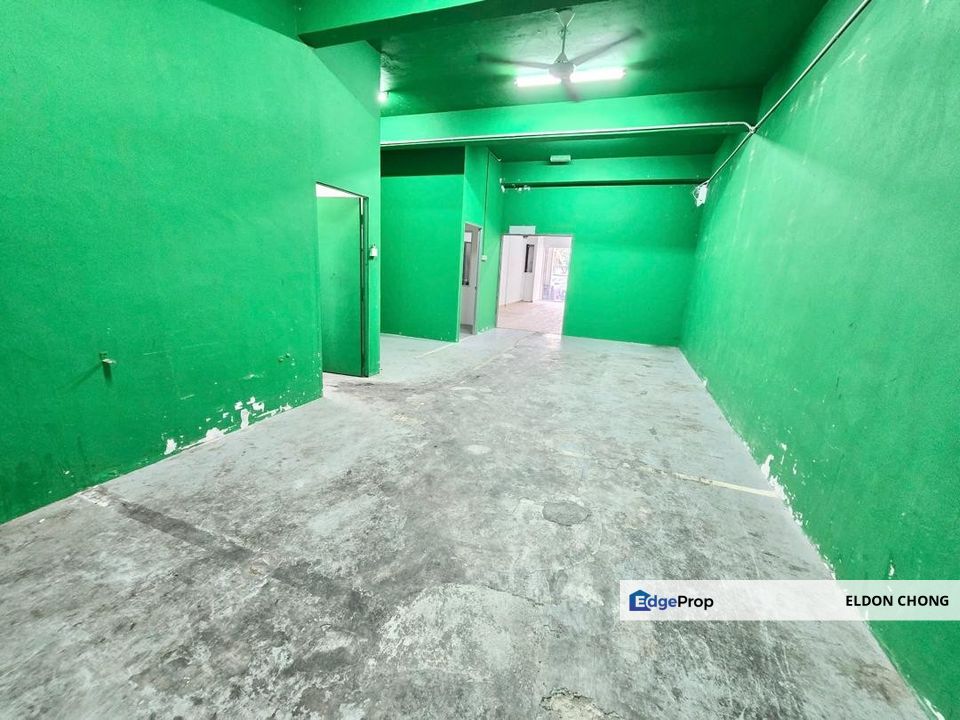 Prime Location, Ground Floor Shoplot Bandar Kajang , Ready Move In , Selangor, Kajang