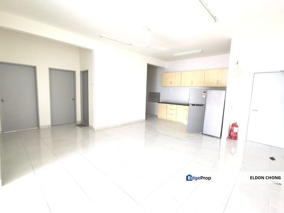 Partial Furnish , Puncak Saujana 3rooms 2baths, Mutiara Heights Kajang, Selangor, Kajang