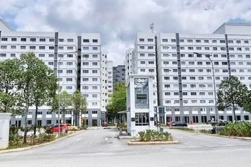 Simfoni Apartment @ Eco Majestic (Rumah Selangorku)