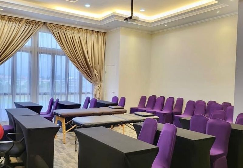 Ivoris @ Eco Majestic