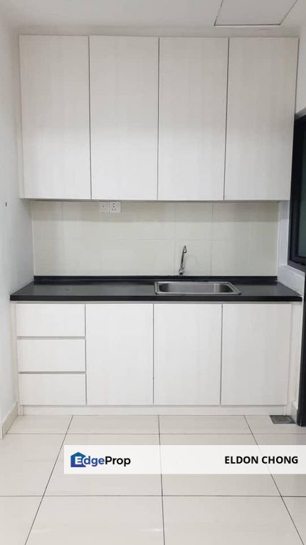 Kitchen Cabinet, Low Floor 3room 2bath , Kiara Plaza , Jalan Semenyih, Selangor, Semenyih