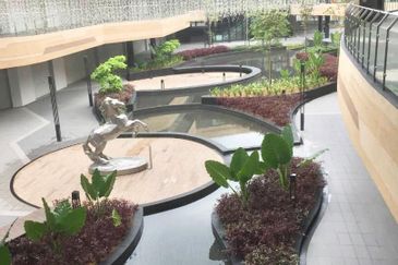 Ecohill Walk Mall, Setia Ecohill