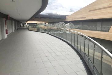 Ecohill Walk Mall, Setia Ecohill