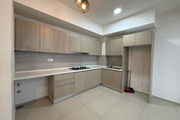 Gravit8 @ Klang South