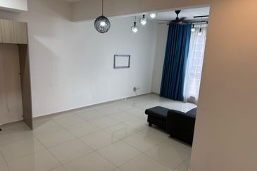 Gravit8 @ Klang South