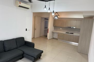 Gravit8 @ Klang South