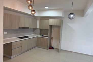 Gravit8 @ Klang South