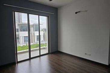 Lake Point Residence