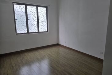 Lake Point Residence