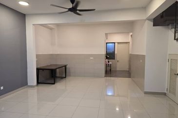 Lake Point Residence