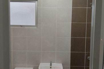 Ritma Perdana Townhouse @ LBS Alam Perdana