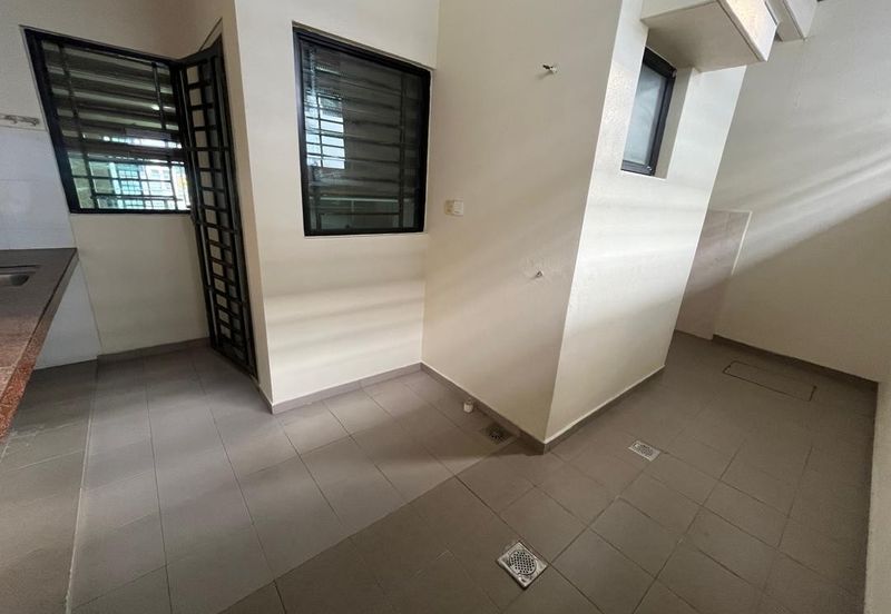 Laman Delfina @ Nilai Impian