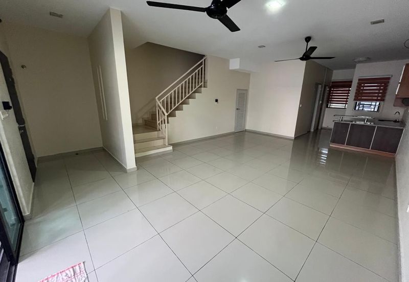 Laman Delfina @ Nilai Impian