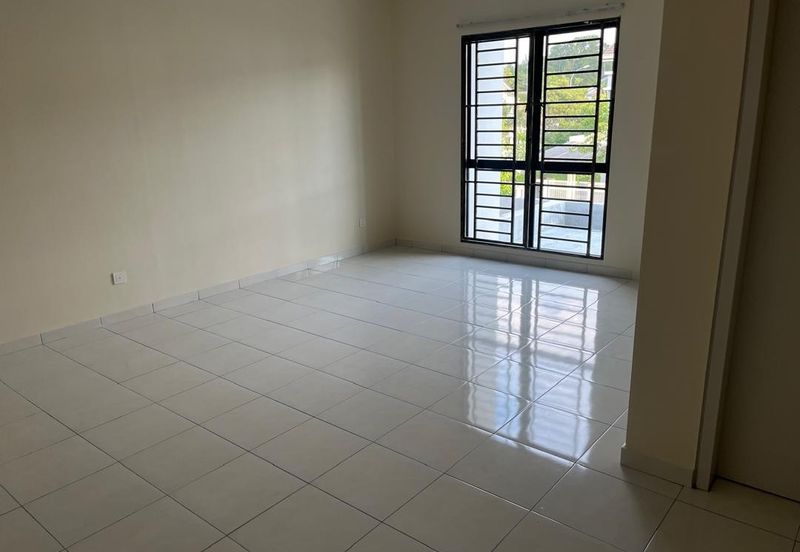 Laman Delfina @ Nilai Impian