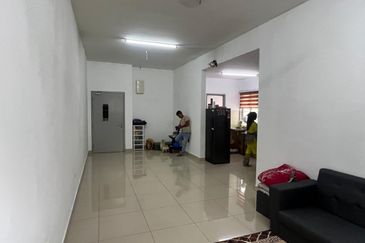 Kiara Court - Nilai Impian