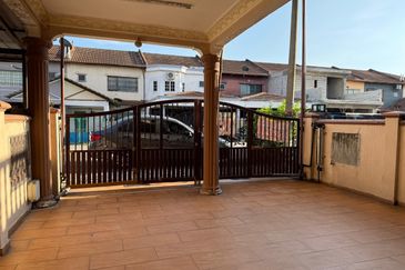 Taman Teluk Gedung Indah