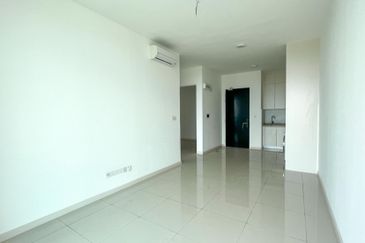 The M @ Medini Macrolink