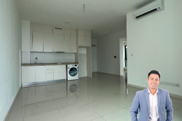 The M @ Medini Macrolink