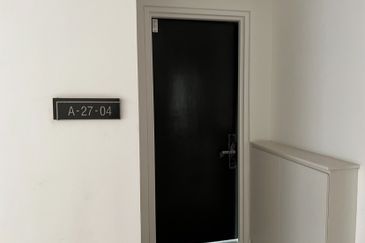 The M @ Medini Macrolink