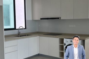 The M @ Medini Macrolink