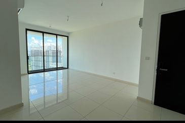 The M @ Medini Macrolink